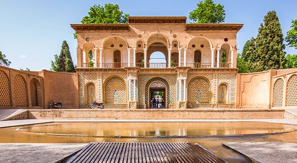 Shazdeh-Garden-in-kerman